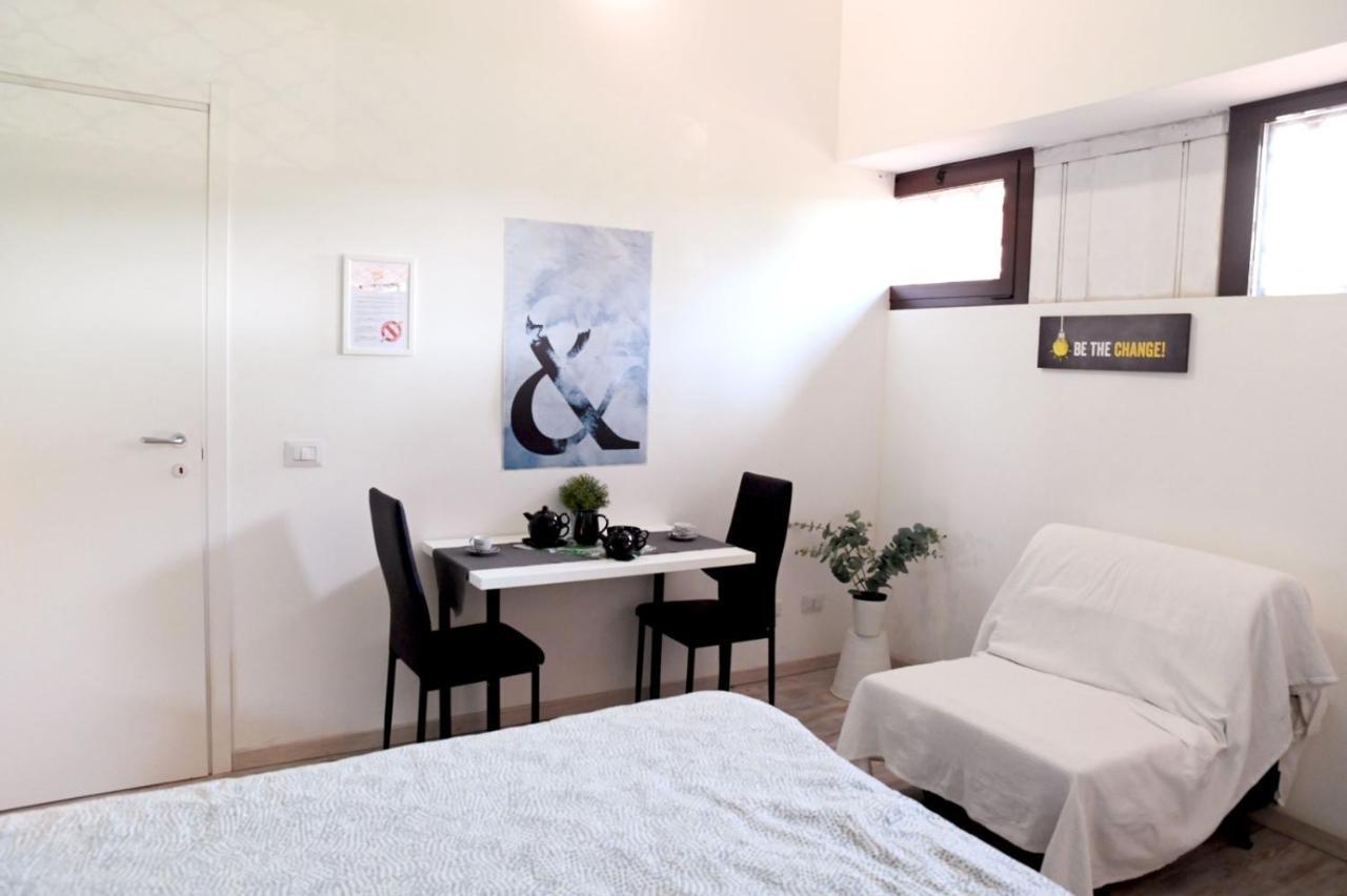 Lucca 22 Hotell Milano Eksteriør bilde